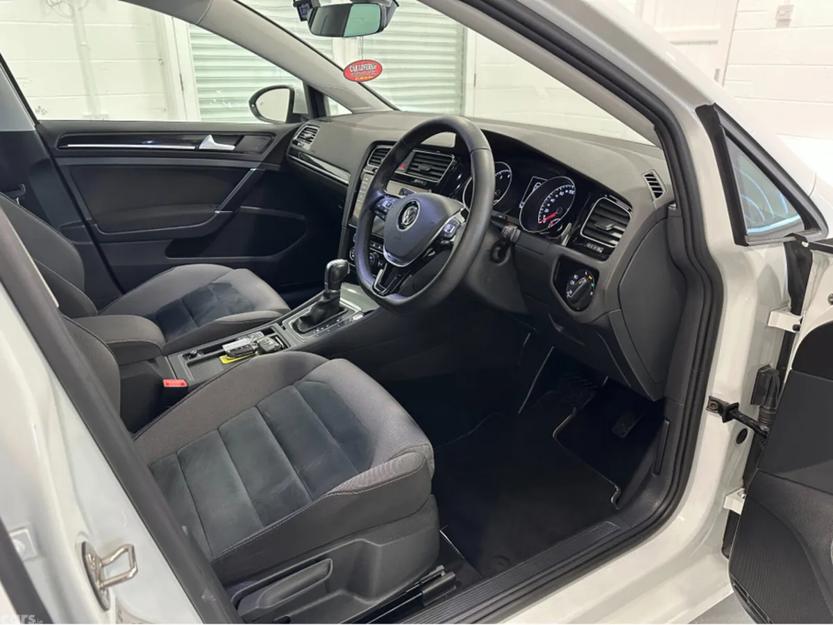Volkswagen Golf Hatchback, Petrol, 2018, White