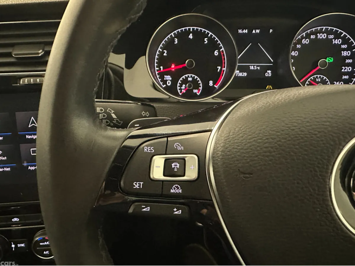Volkswagen Golf Hatchback, Petrol, 2018, White