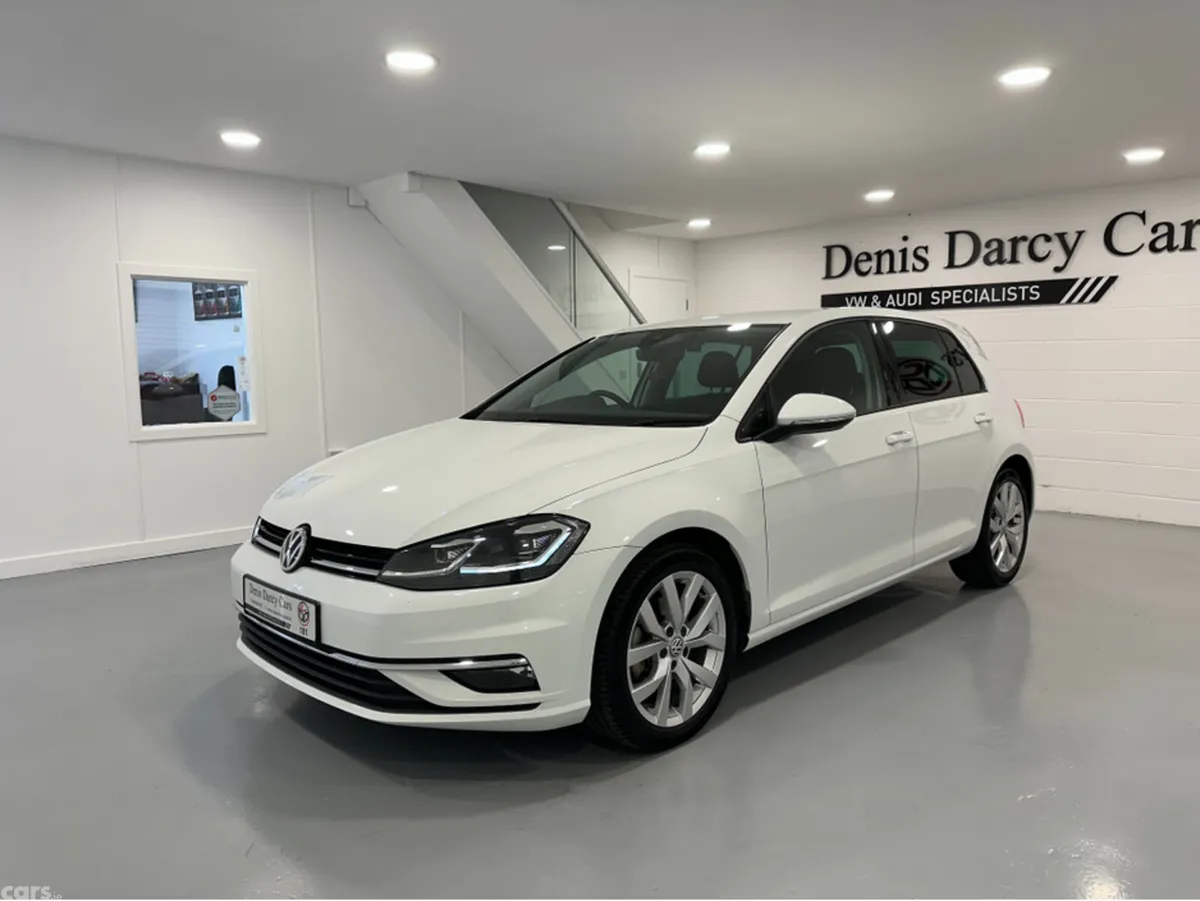 Volkswagen Golf Hatchback, Petrol, 2018, White