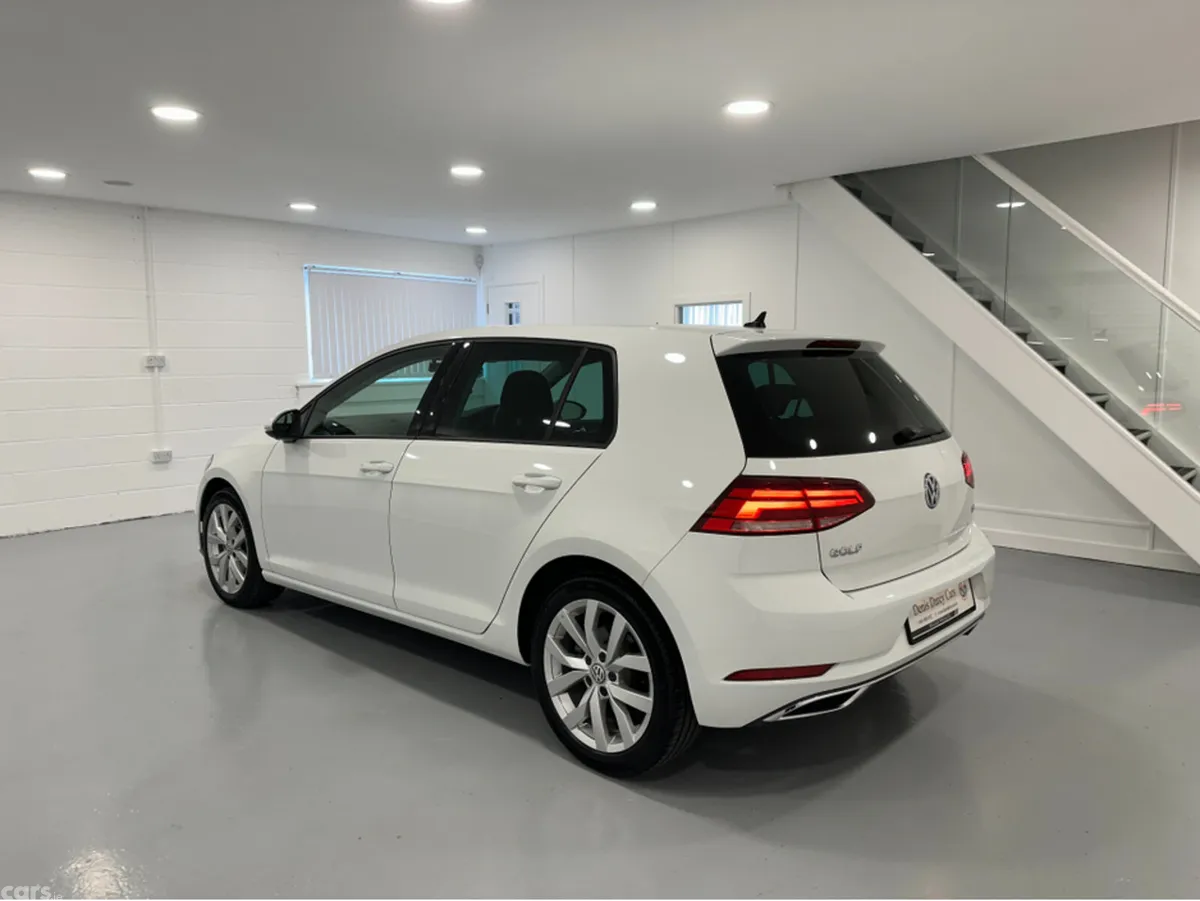 Volkswagen Golf Hatchback, Petrol, 2018, White
