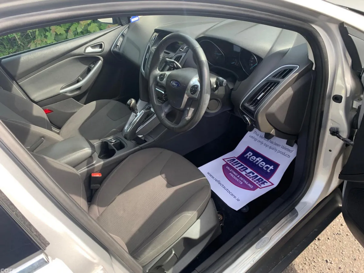 Ford Focus Saloon, Diesel, 2011, Silver
