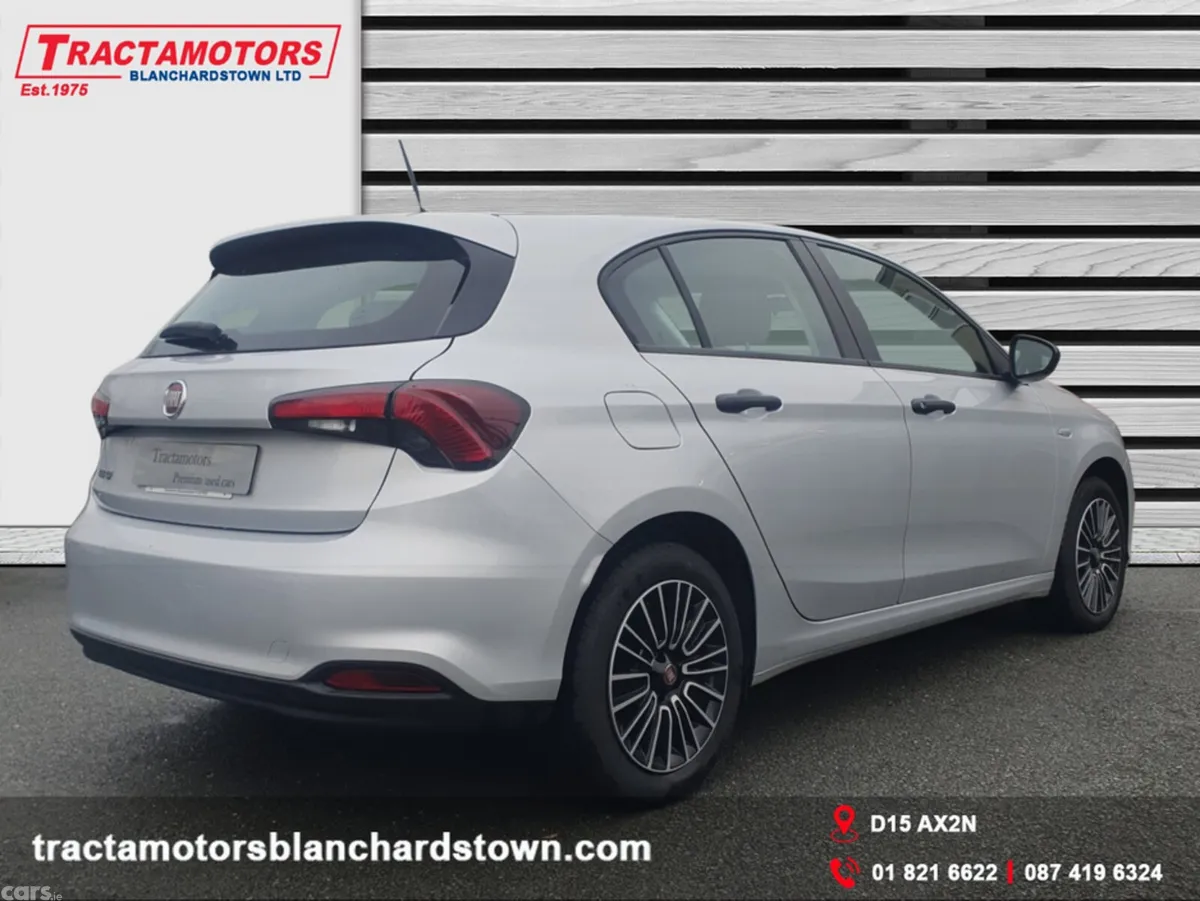 Fiat Tipo Hatchback, Petrol, 2023, Grey
