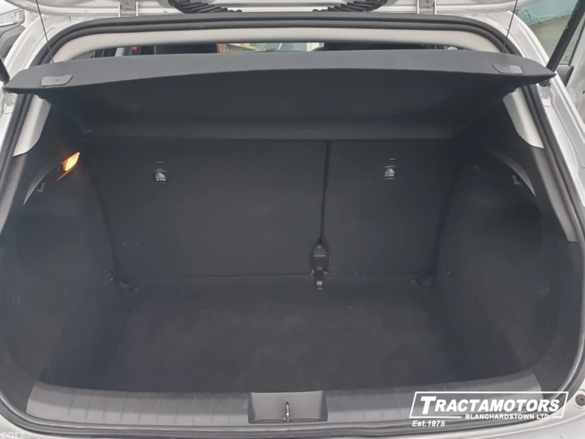 Fiat Tipo Hatchback, Petrol, 2023, Grey