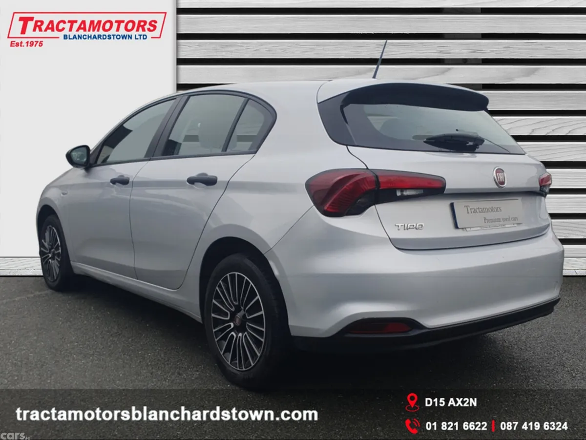 Fiat Tipo Hatchback, Petrol, 2023, Grey