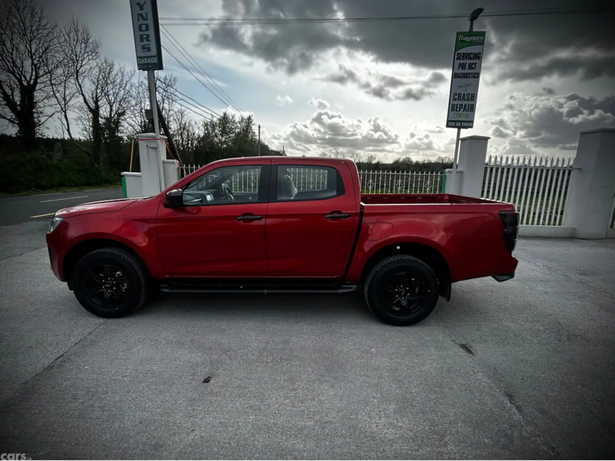 Isuzu D-Max Pick Up, Diesel, 2026, Orange