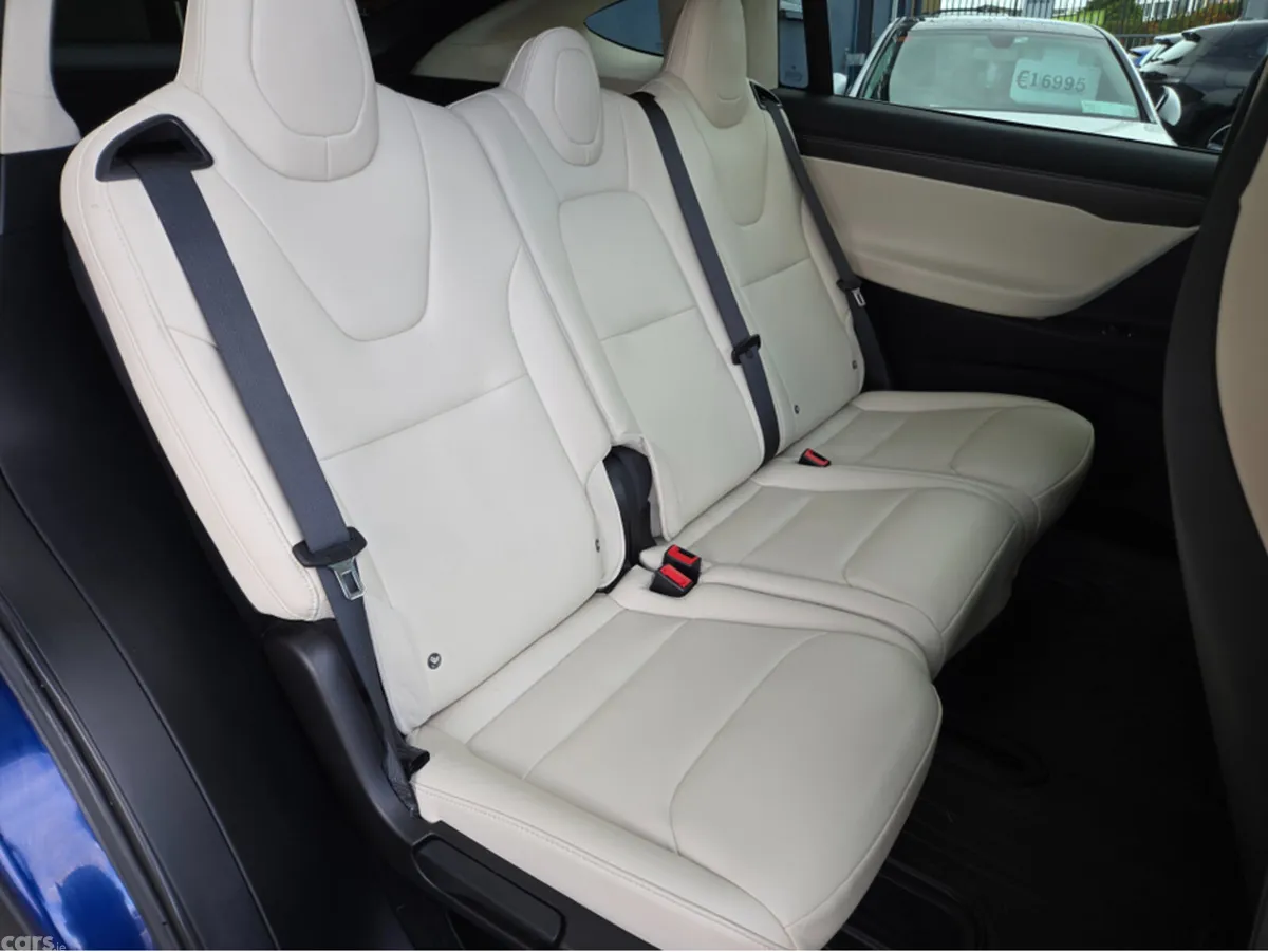 Tesla Model X MPV, Electric, 2019, Blue