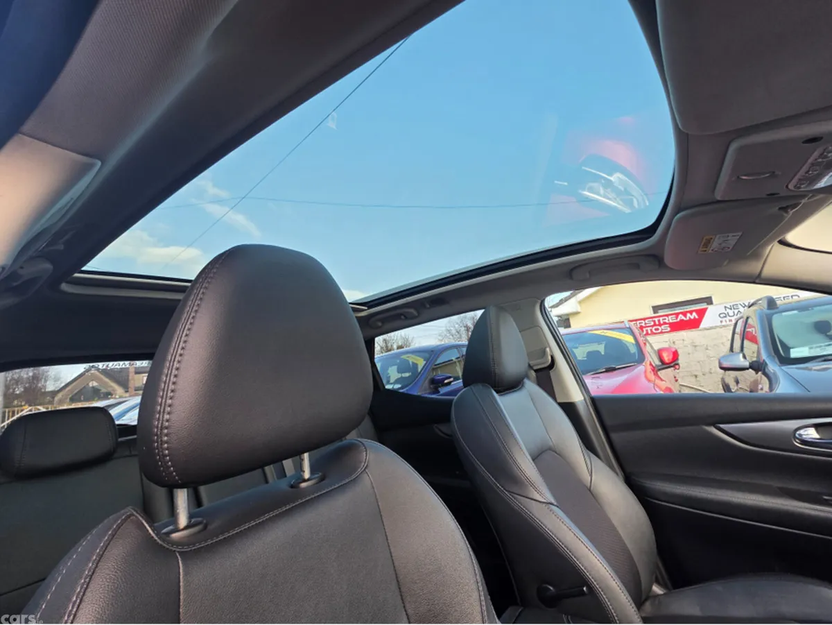 Nissan Qashqai MPV, Diesel, 2019, Black