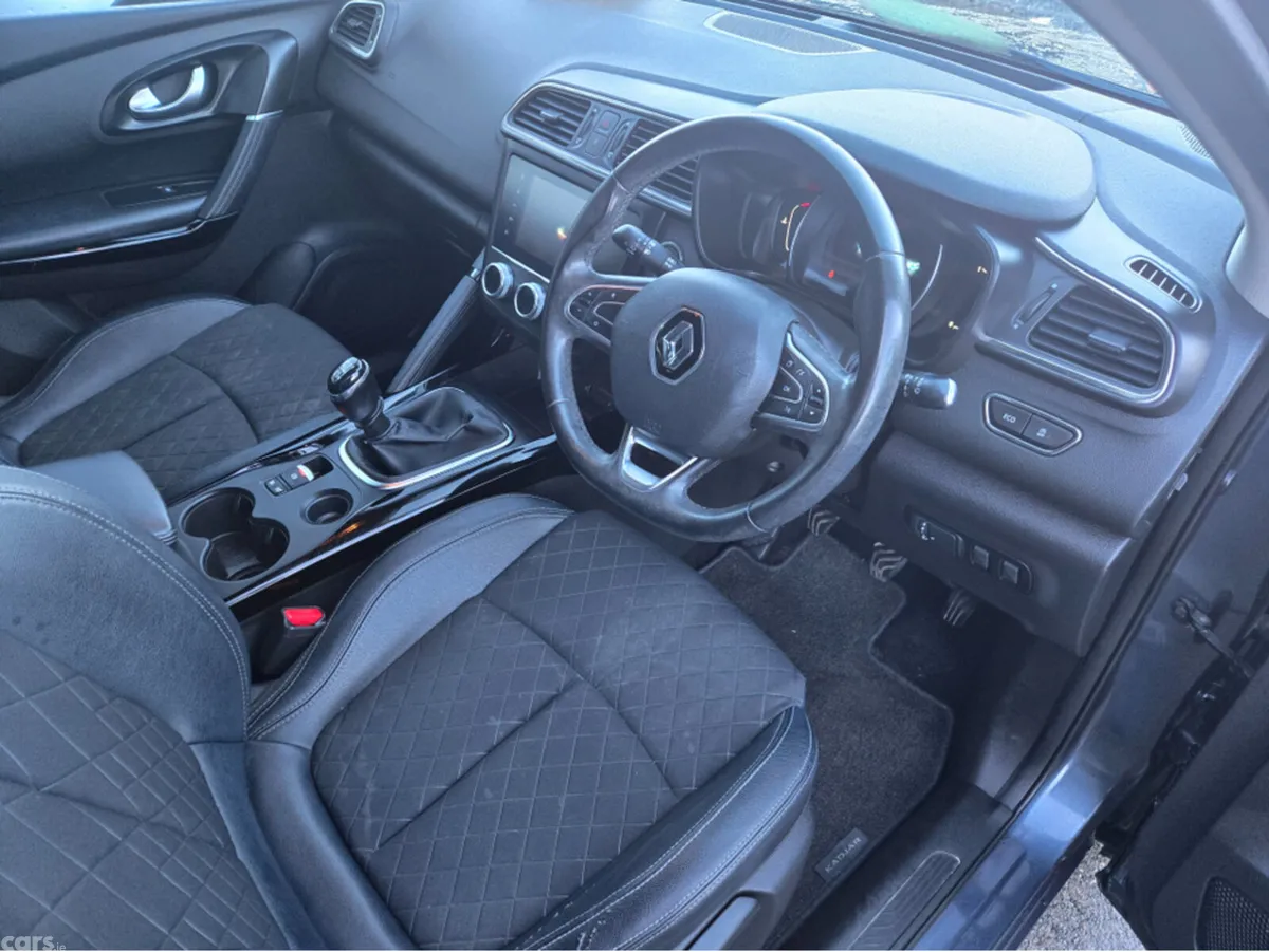 Renault Kadjar SUV, Petrol, 2020, Grey