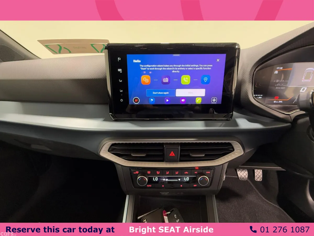SEAT Arona Hatchback, Petrol, 2025, Green