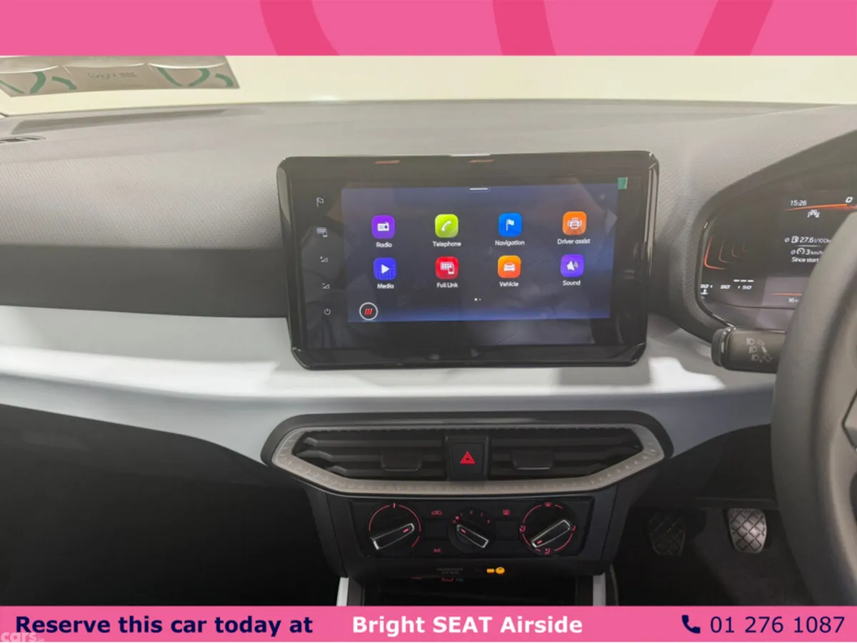 SEAT Arona Hatchback, Petrol, 2025, Green