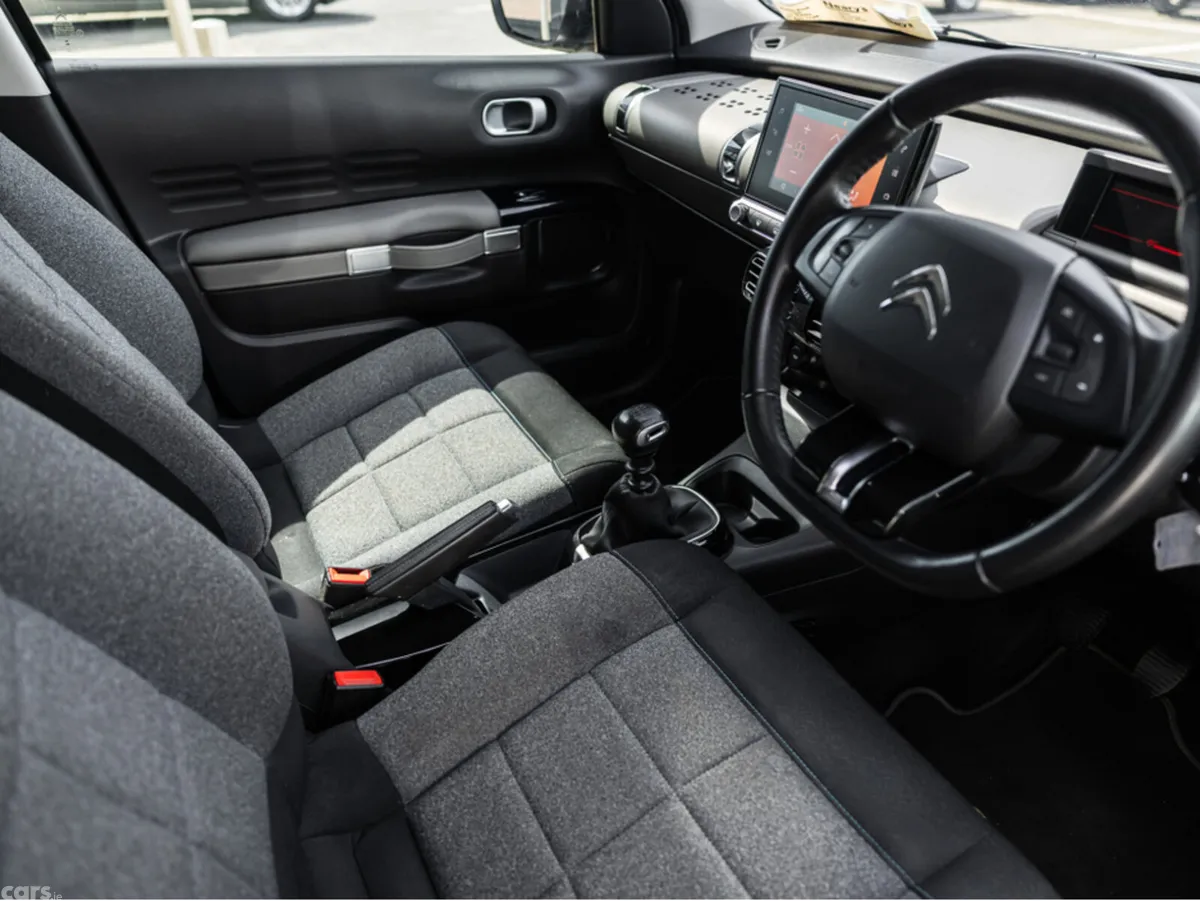 Citroen C4 Cactus Hatchback, Diesel, 2020, Grey