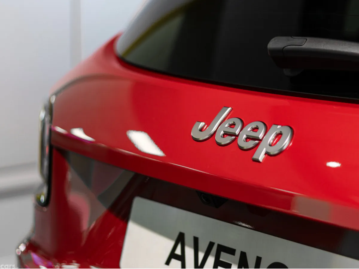 Jeep Avenger SUV, Electric, 2026, Red