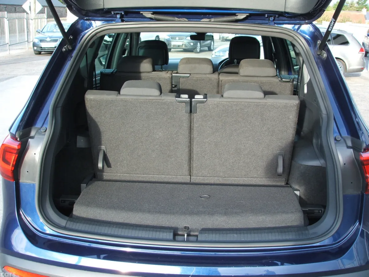 SEAT Tarraco Estate, Diesel, 2023, Blue