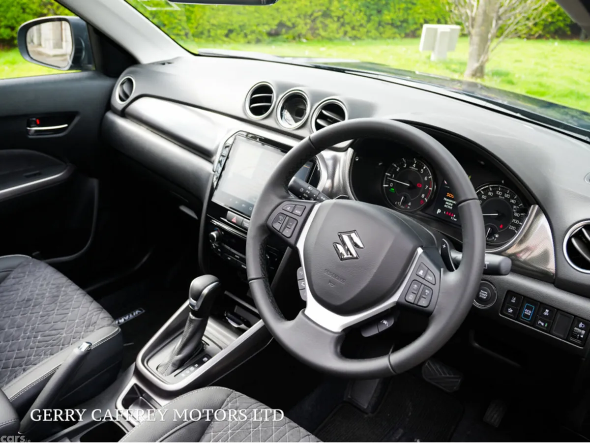 Suzuki Vitara SUV, Petrol Hybrid, 2026, Blue