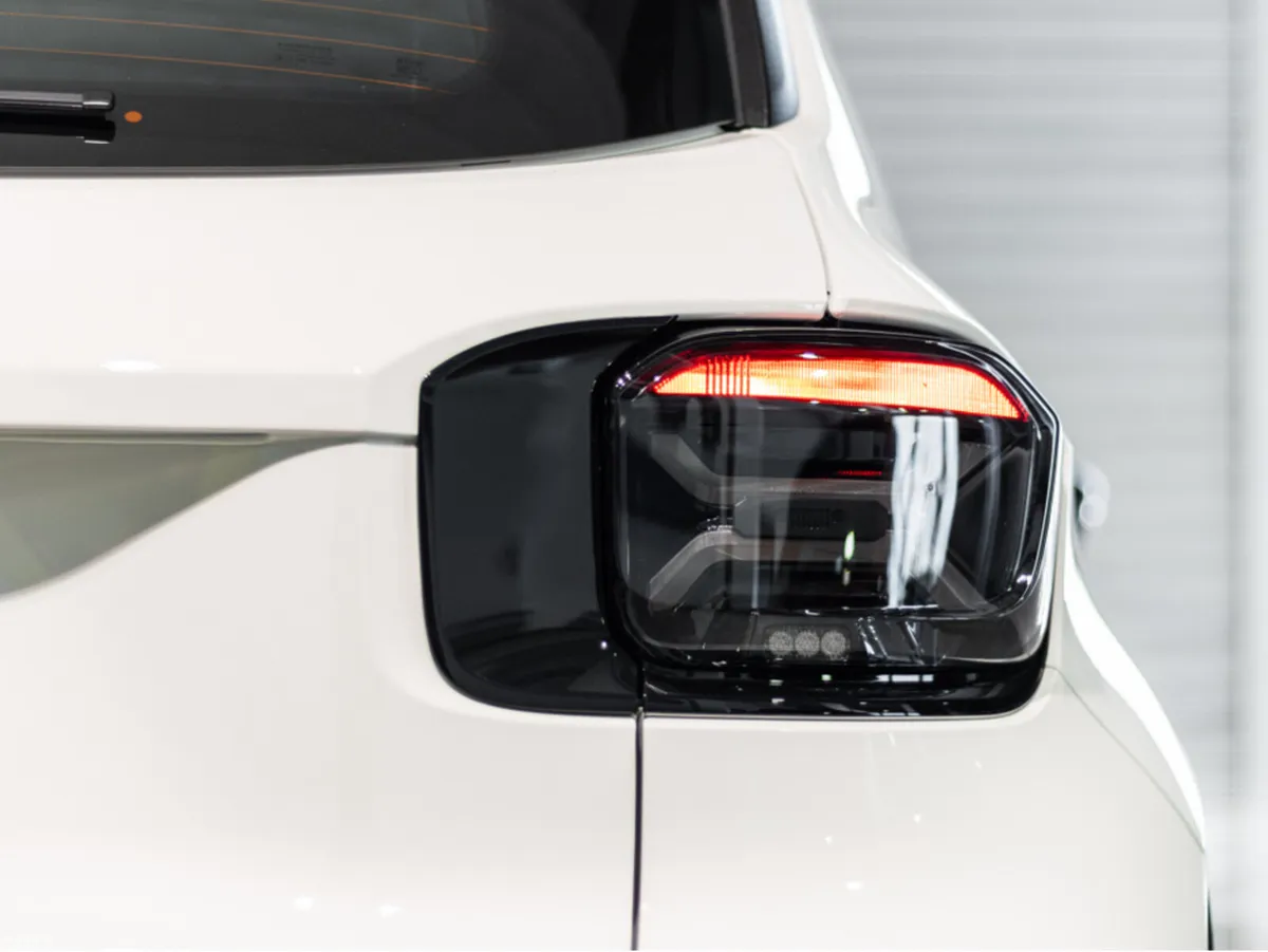 Jeep Avenger SUV, Petrol Hybrid, 2026, White