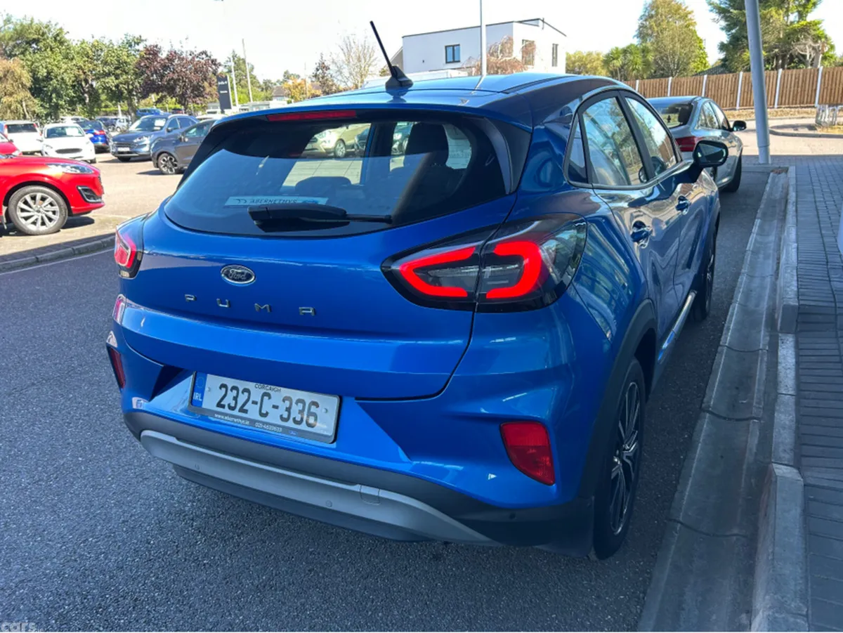 Ford Puma MPV, Petrol Hybrid, 2023, Blue