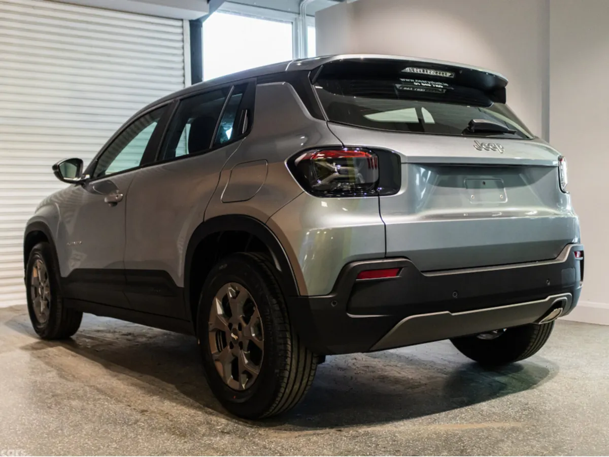 Jeep Avenger SUV, Petrol, 2026, Grey