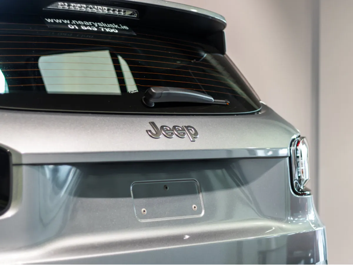 Jeep Avenger SUV, Petrol, 2026, Grey