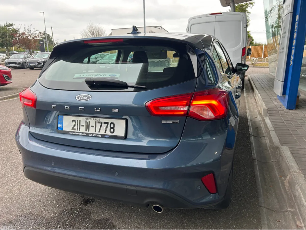 Ford Focus Hatchback, Petrol, 2021, Blue