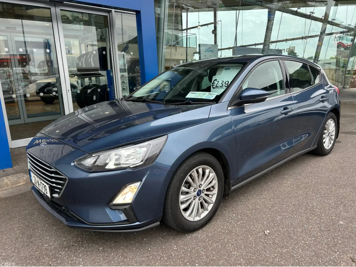 Ford Focus Hatchback, Petrol, 2021, Blue