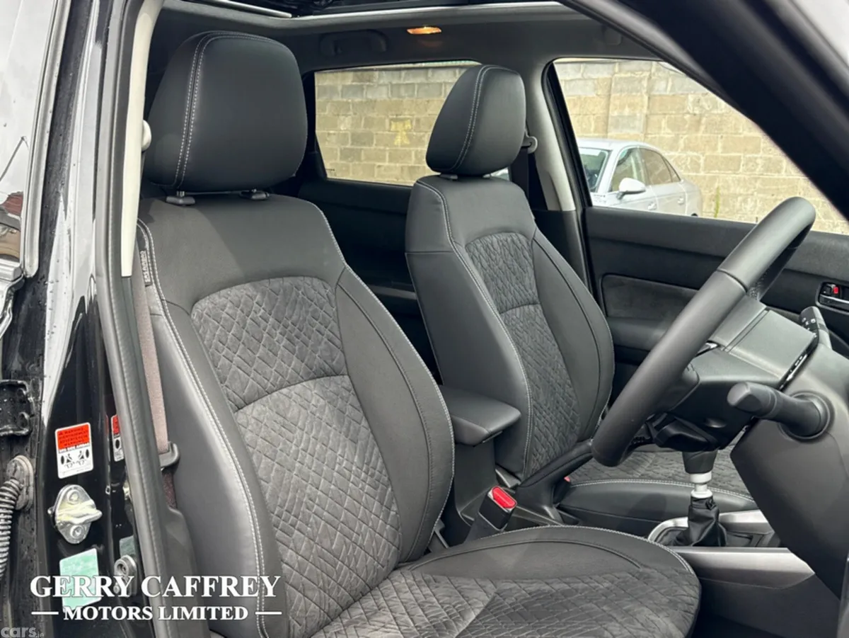 Suzuki Vitara SUV, Petrol Hybrid, 2026, Black