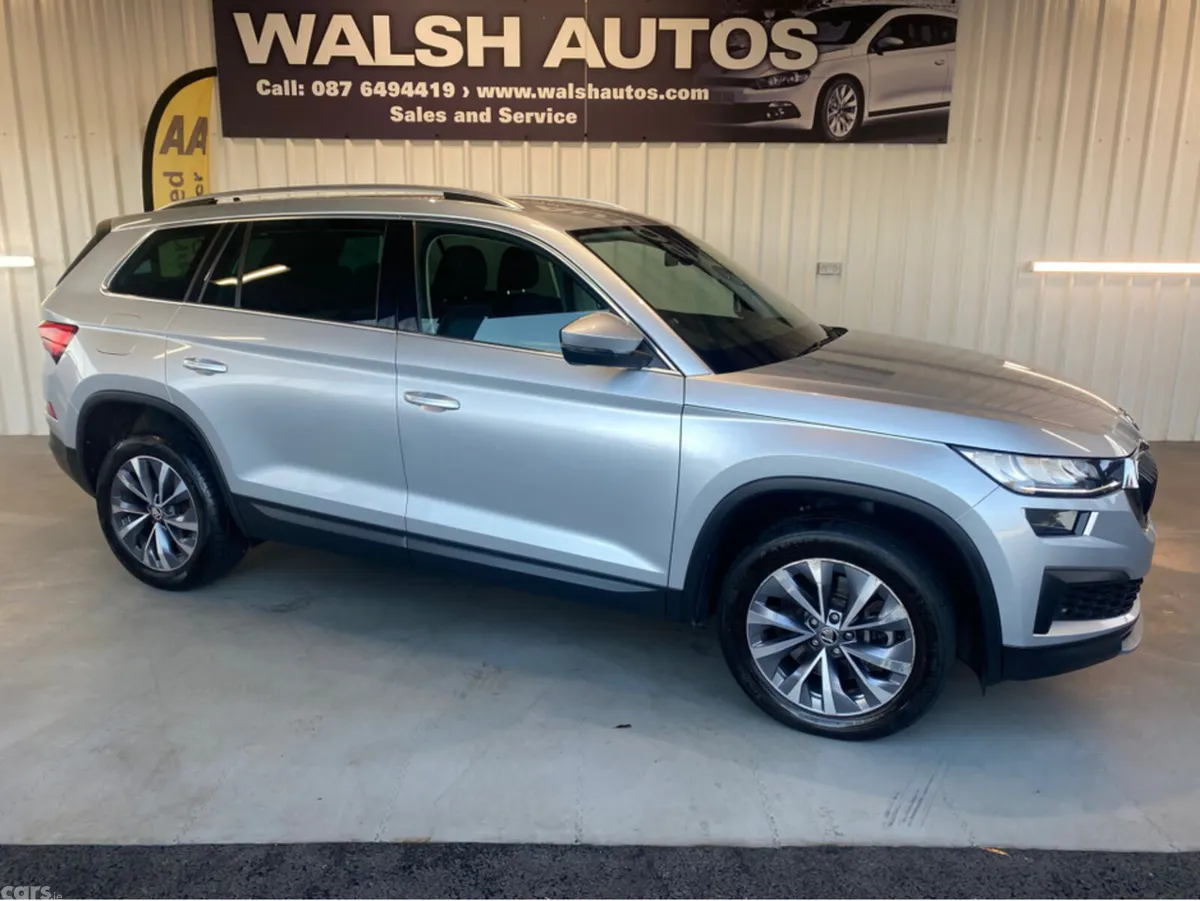Skoda Kodiaq MPV, Diesel, 2023, Grey