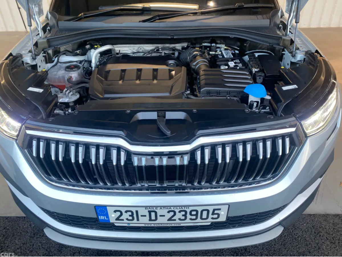 Skoda Kodiaq MPV, Diesel, 2023, Grey