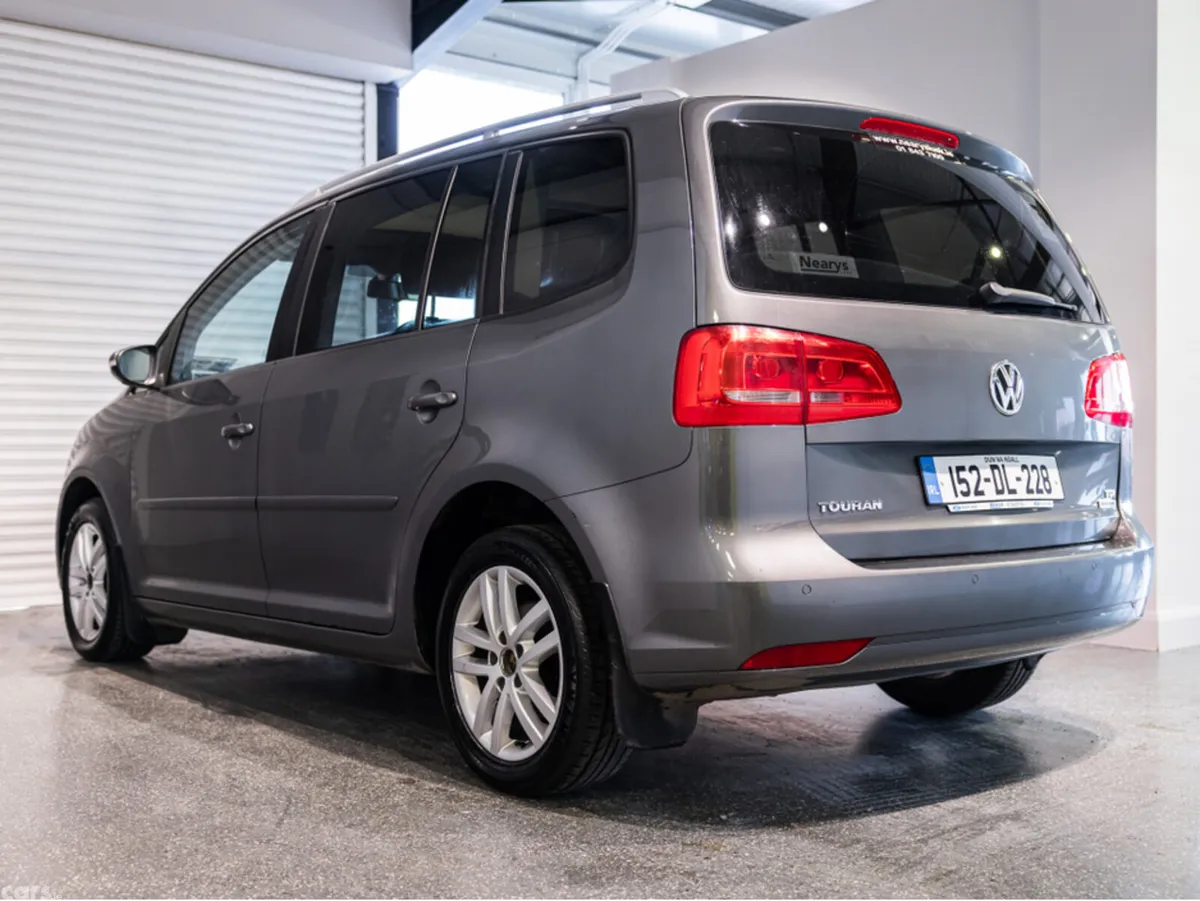 Volkswagen Touran MPV, Diesel, 2015, Grey