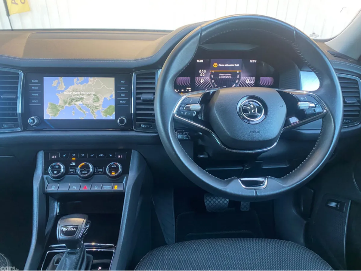 Skoda Kodiaq Estate, Diesel, 2023, Grey