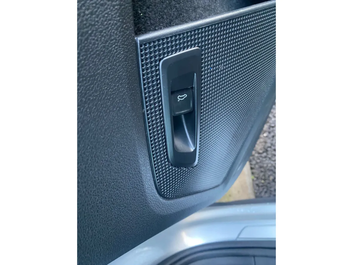 Skoda Kodiaq Estate, Diesel, 2023, Grey