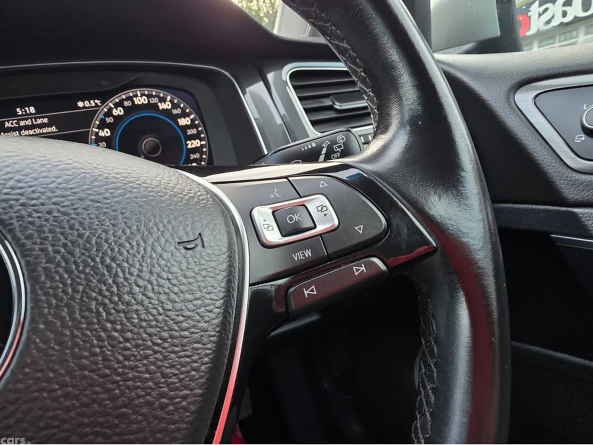 Volkswagen Golf Hatchback, Petrol, 2019, Silver