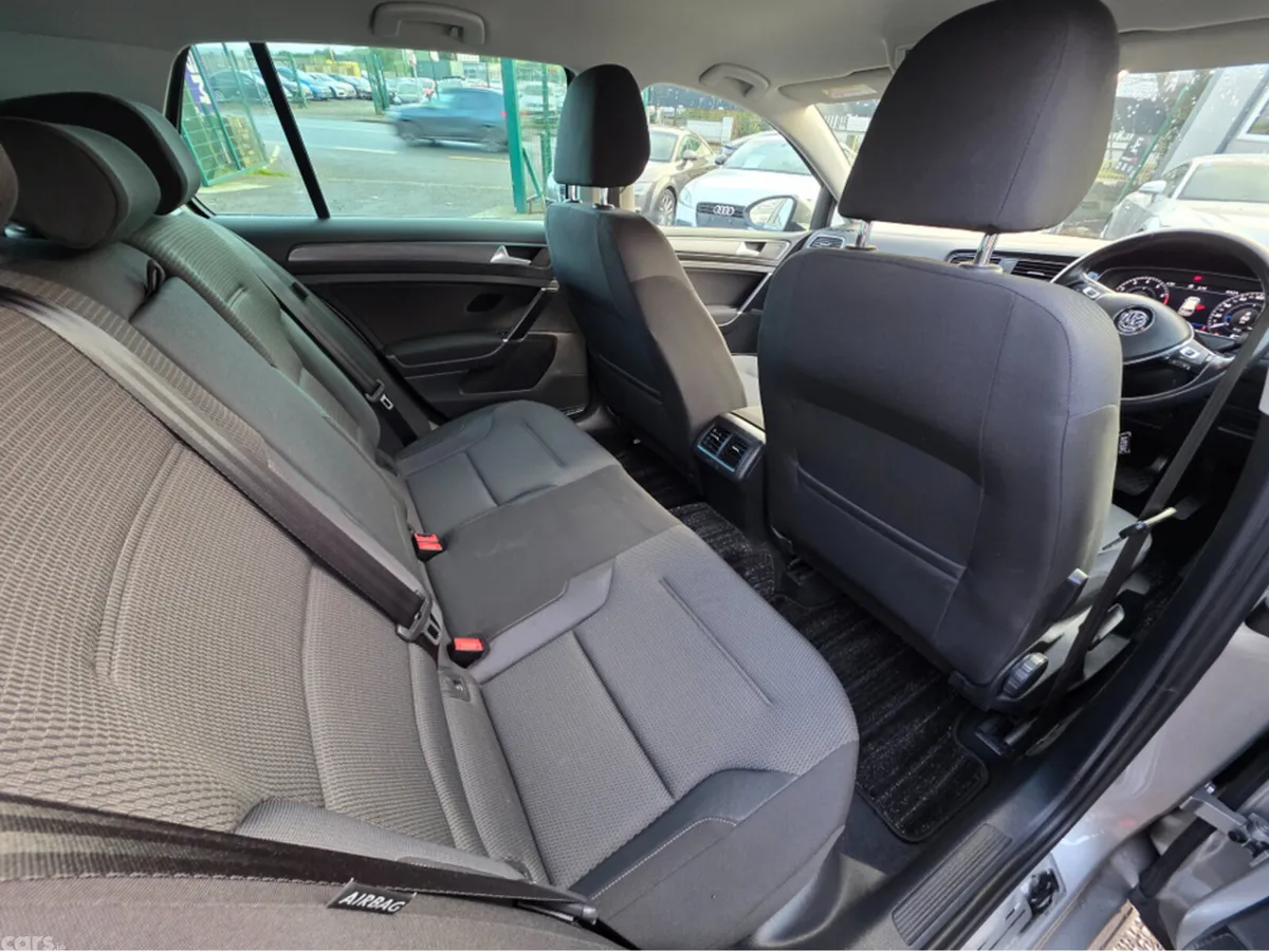 Volkswagen Golf Hatchback, Petrol, 2019, Silver