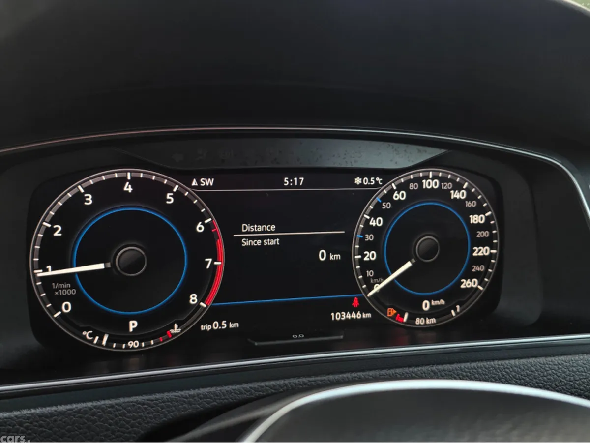 Volkswagen Golf Hatchback, Petrol, 2019, Silver