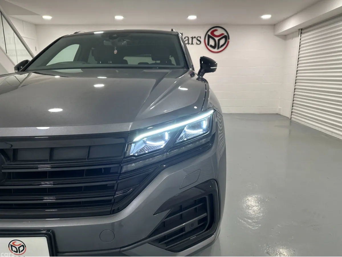 Volkswagen Touareg Estate, Diesel, 2023, Grey