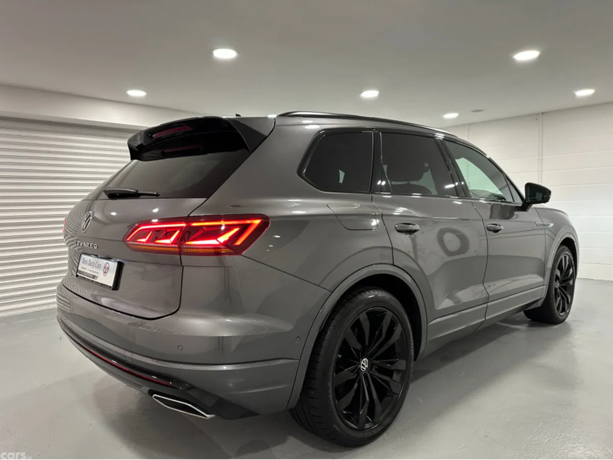 Volkswagen Touareg Estate, Diesel, 2023, Grey