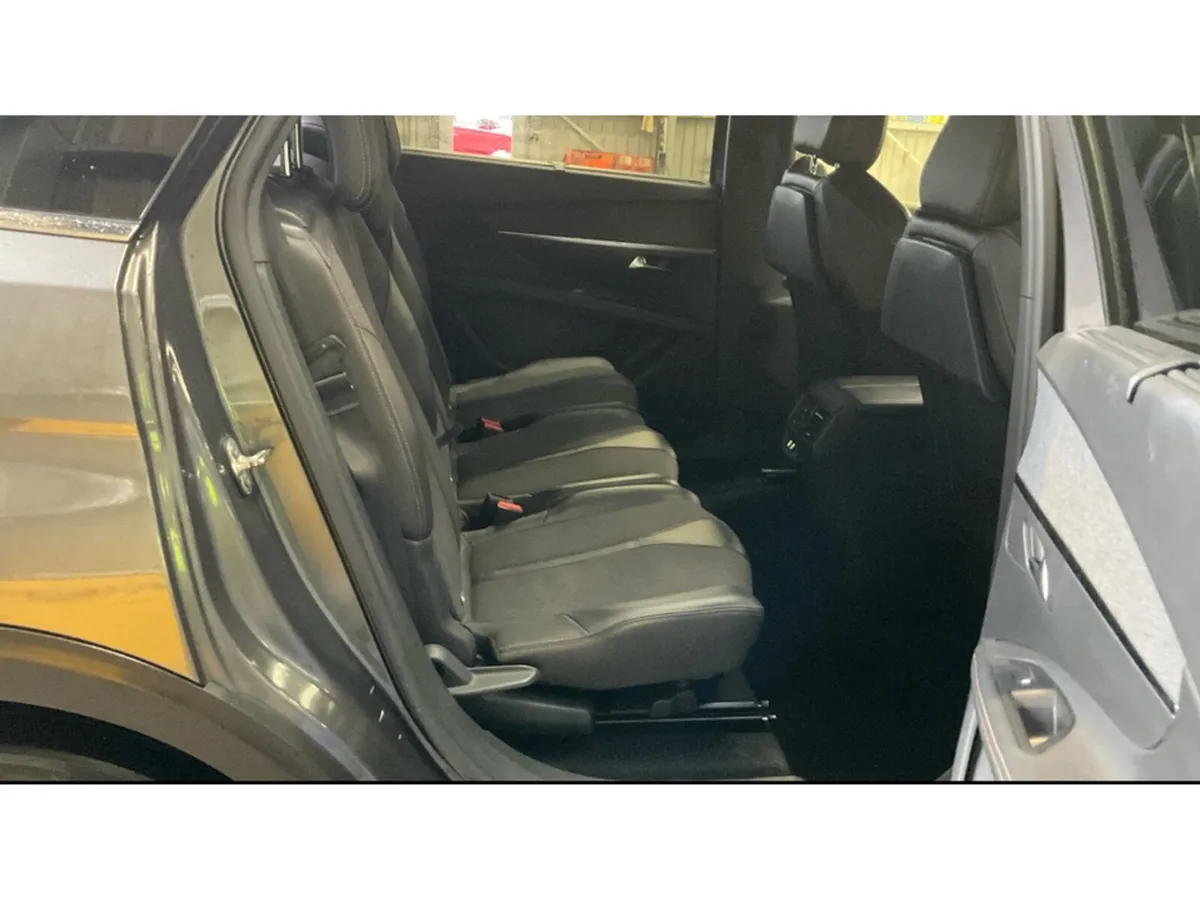 Peugeot 5008 MPV, Diesel, 2019, Grey