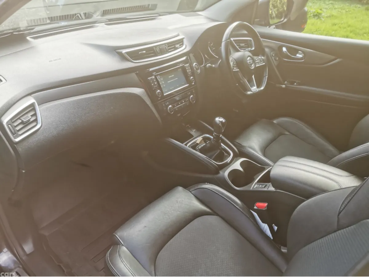 Nissan Qashqai MPV, Diesel, 2018, Black