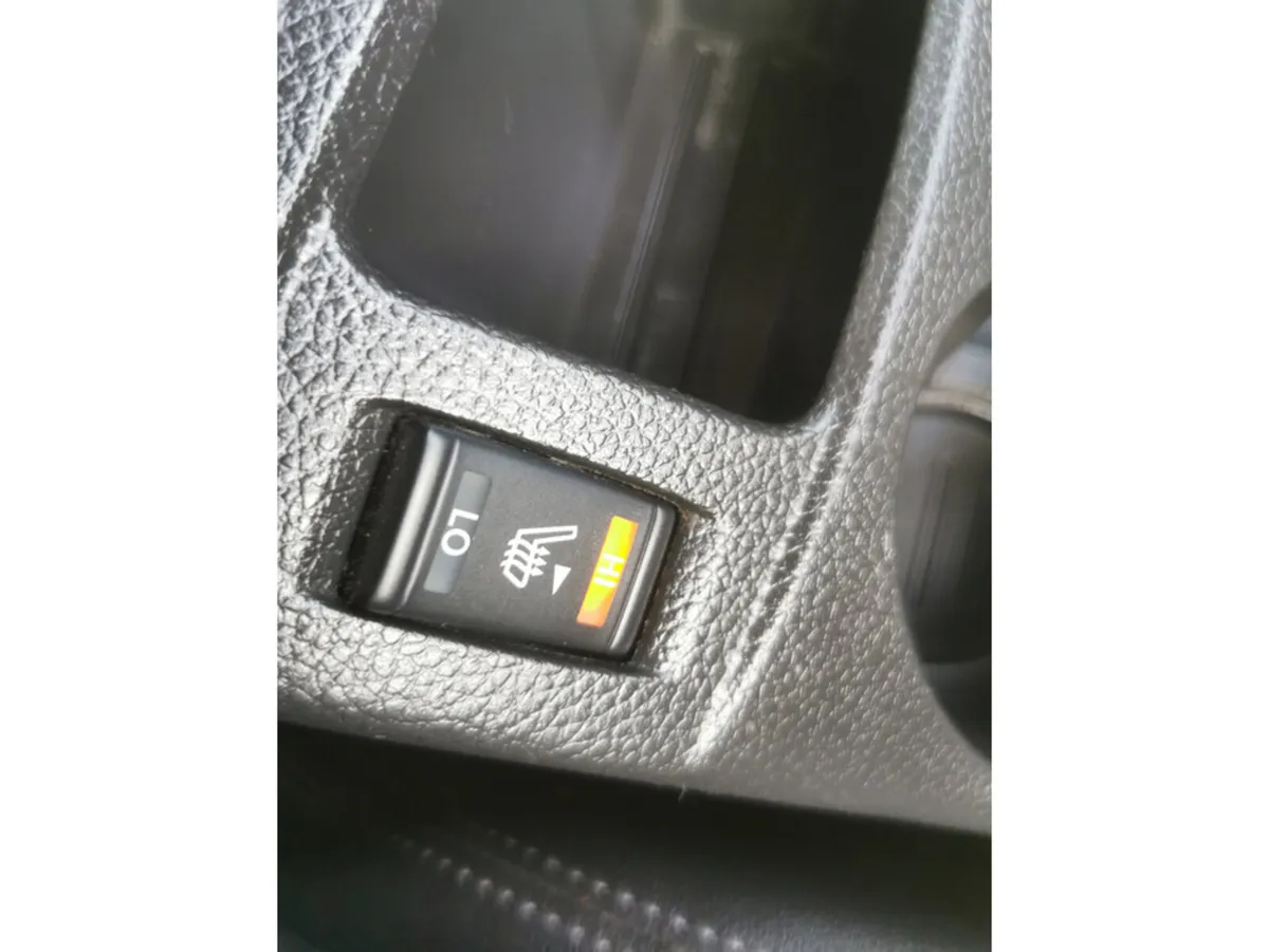 Nissan Qashqai MPV, Diesel, 2018, Black