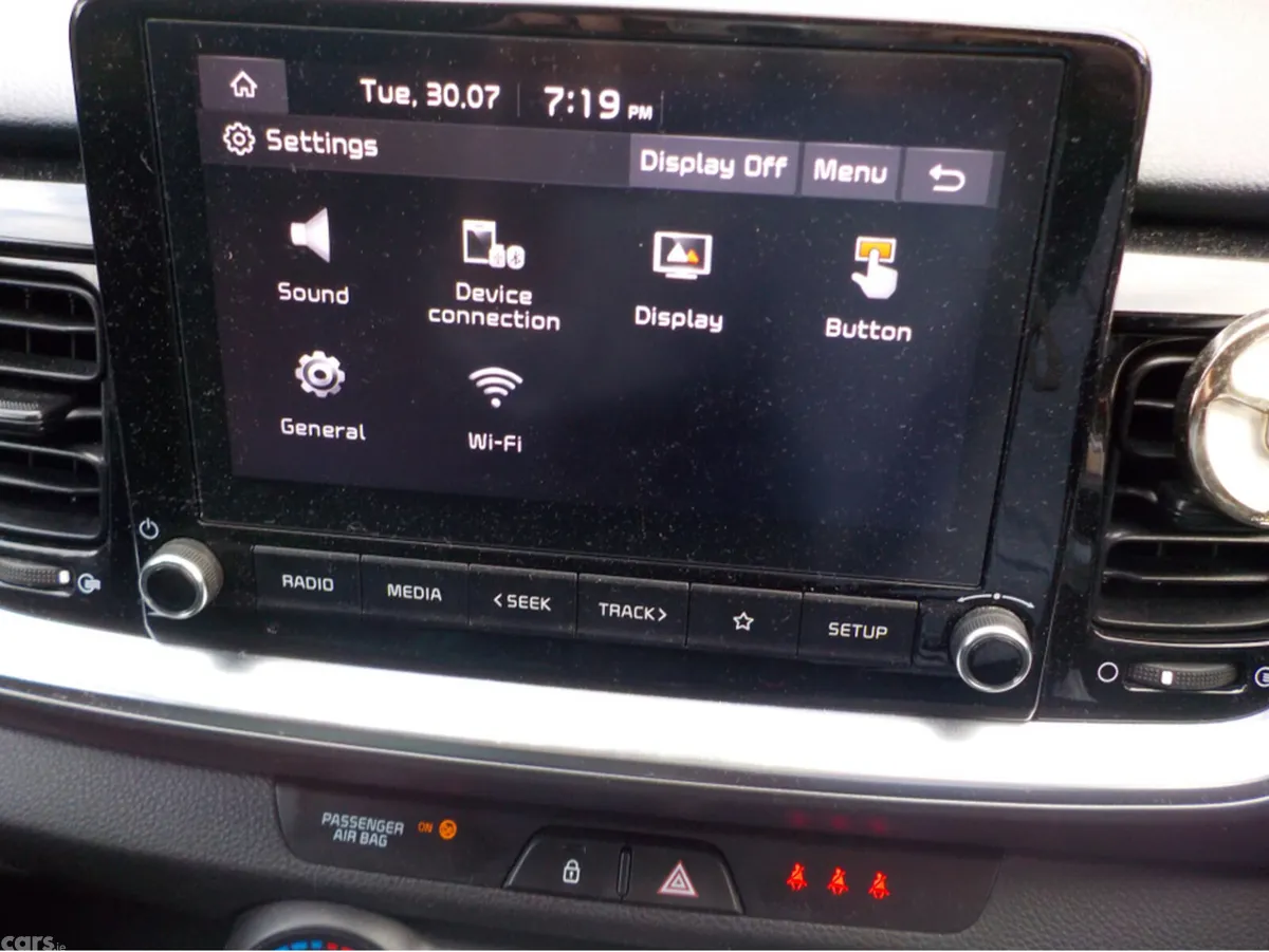 Kia Stonic Hatchback, Petrol, 2021, Red