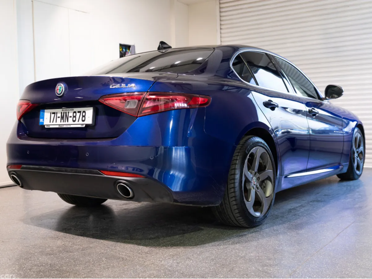 Alfa Romeo Giulia Saloon, Diesel, 2017, Blue