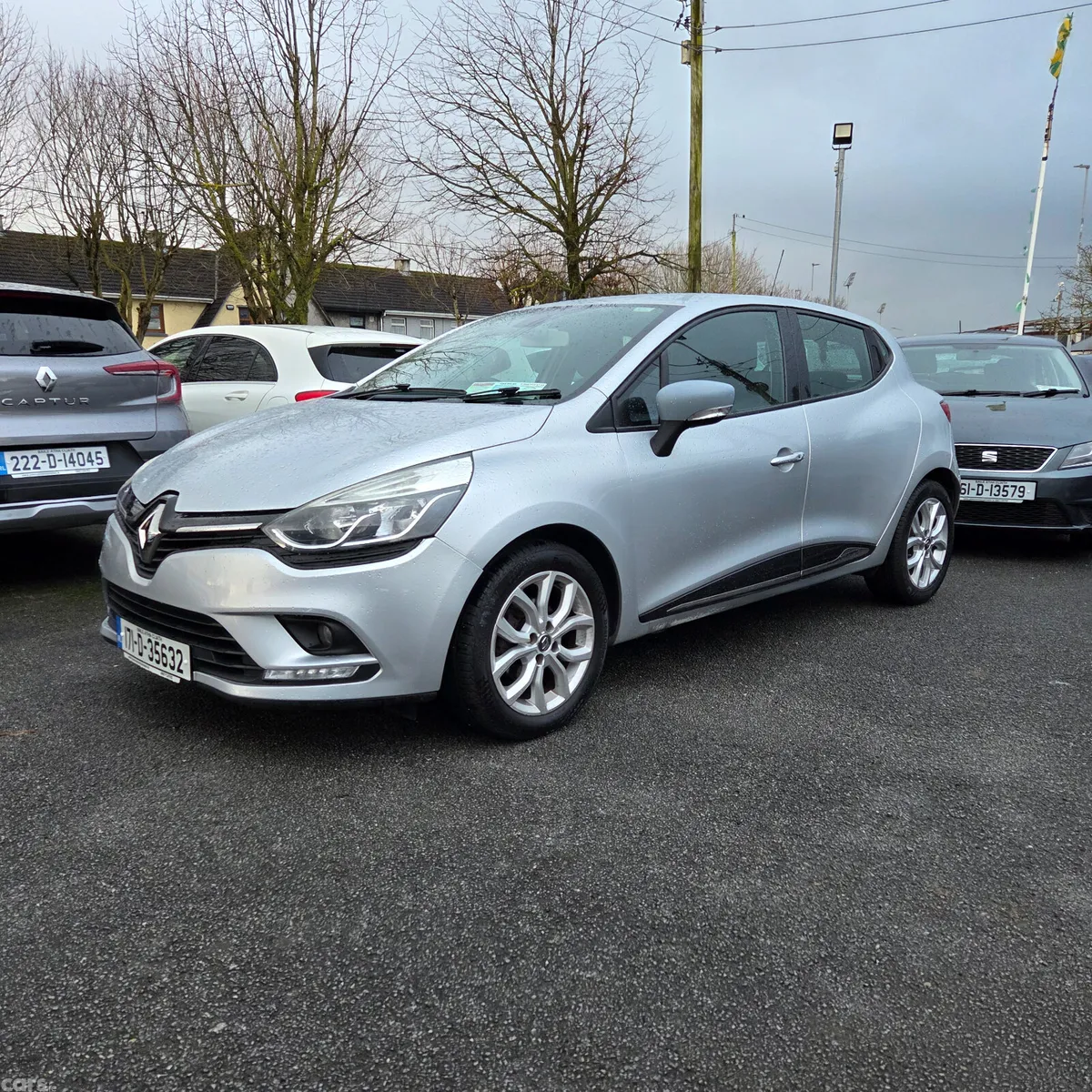Renault Clio Hatchback, Petrol, 2017, Grey