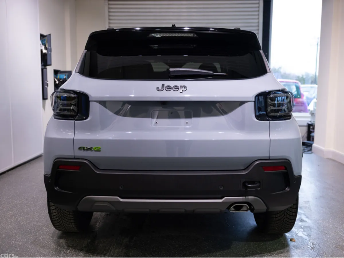 Jeep Avenger SUV, Petrol Hybrid, 2026, Blue