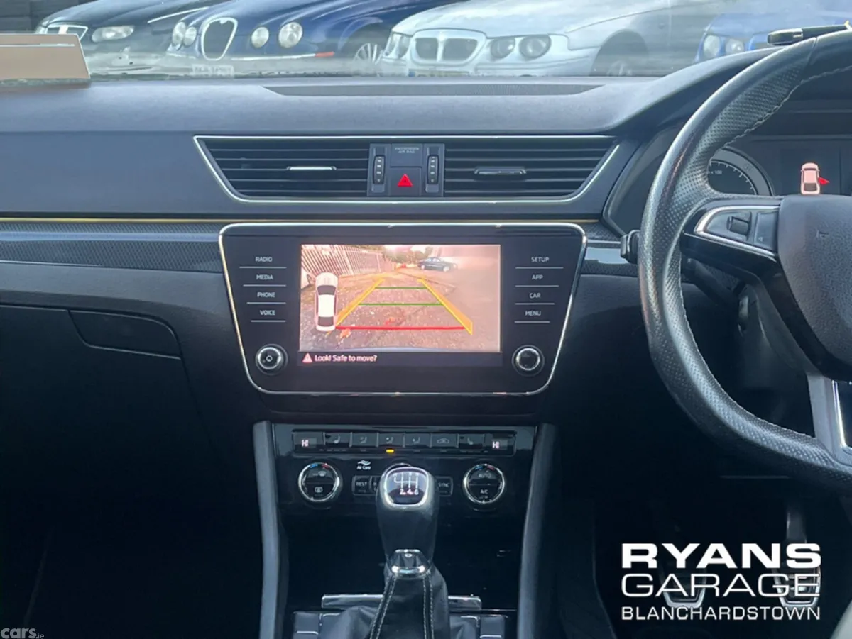 Skoda Superb Hatchback, Diesel, 2019, Grey