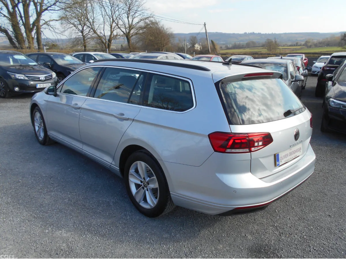 Volkswagen Passat Estate, Diesel, 2022, Silver