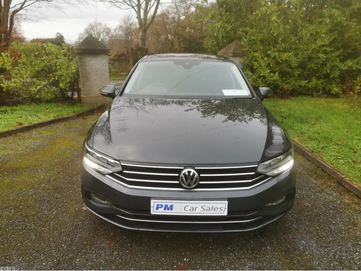 Volkswagen Passat Saloon, Diesel, 2020, Grey