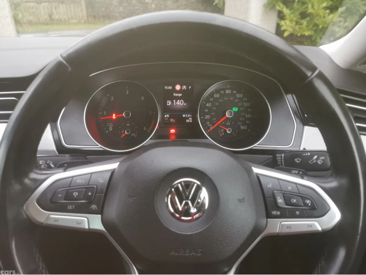 Volkswagen Passat Saloon, Diesel, 2020, Grey