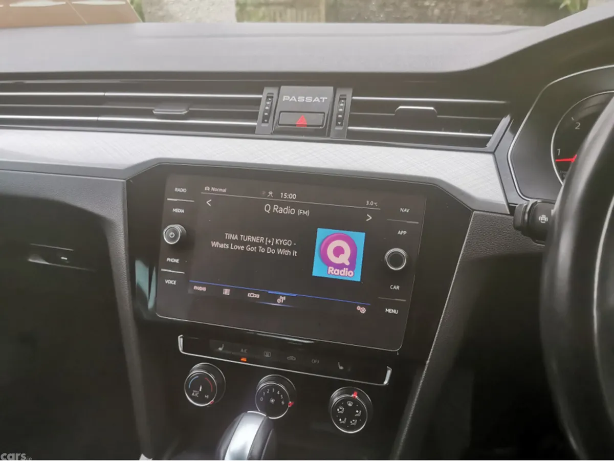 Volkswagen Passat Saloon, Diesel, 2020, Grey