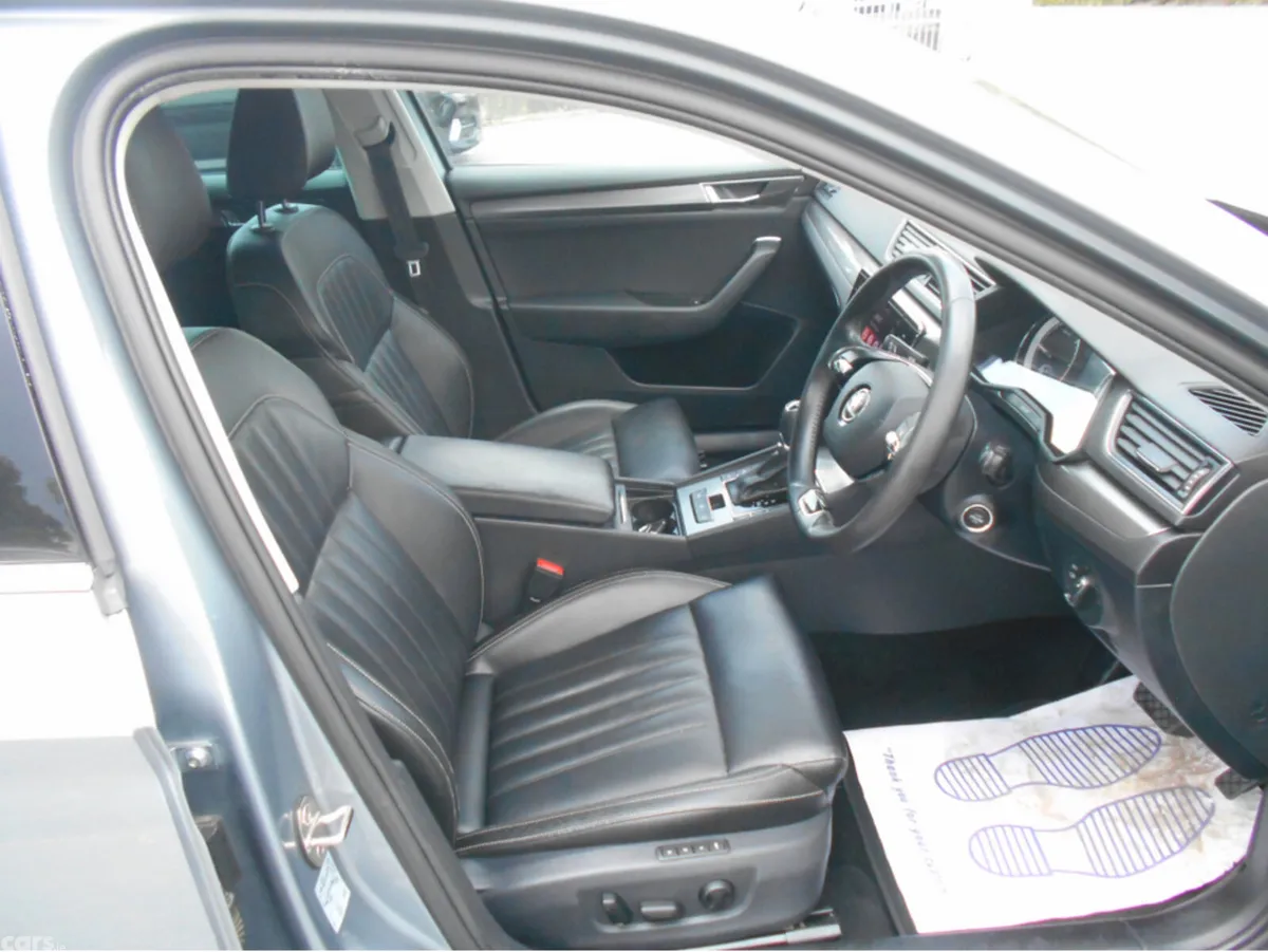 Skoda Superb Estate, Diesel, 2021, Grey