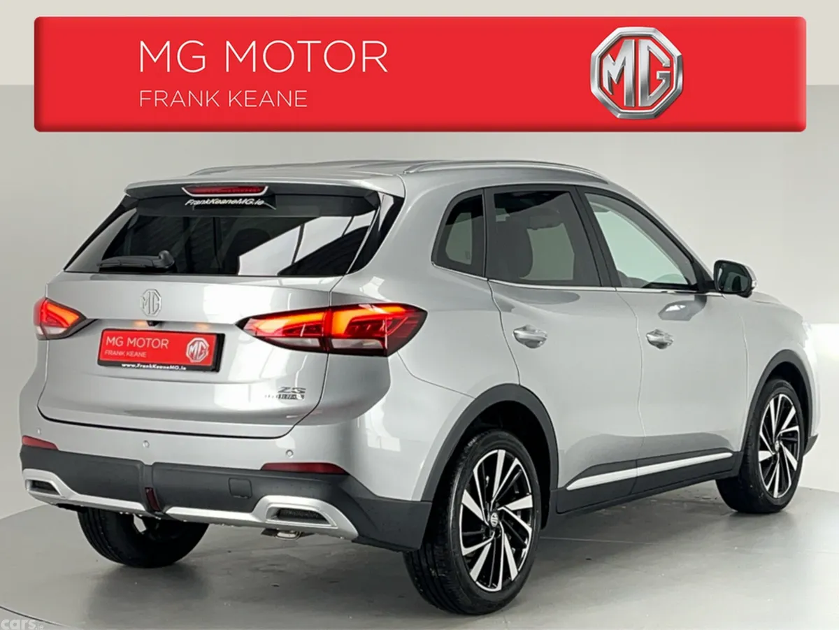MG ZS SUV, Petrol Hybrid, 2027, Silver