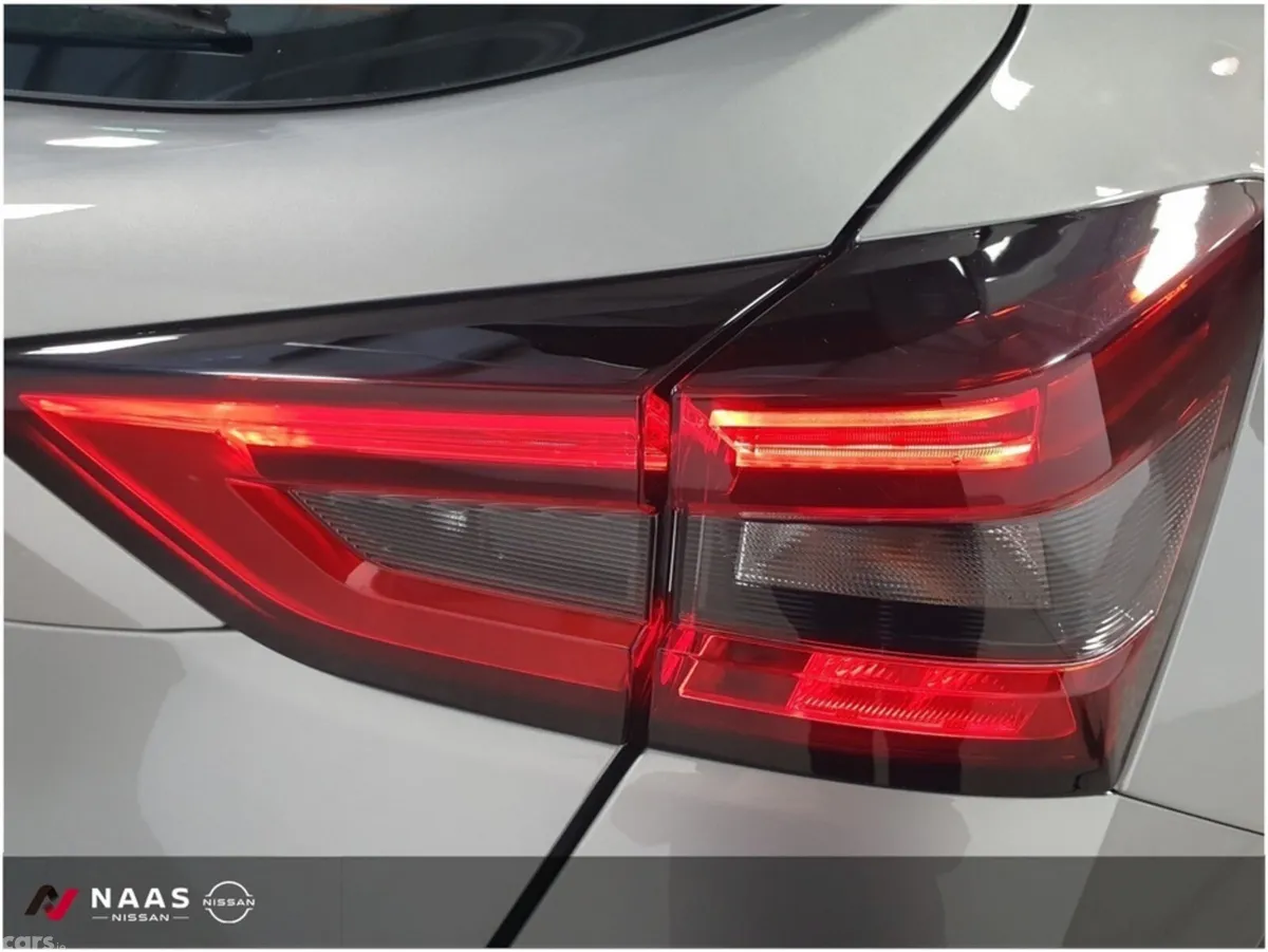 Nissan Juke MPV, Petrol, 2027, Silver